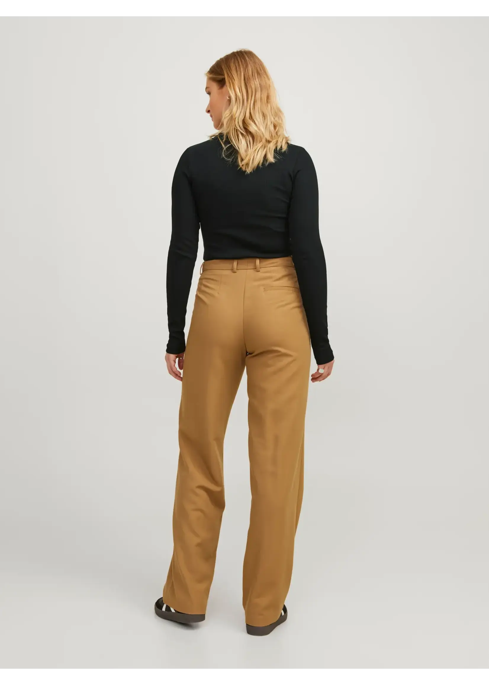 JXFREYA RIB TEE NOOS BLACK