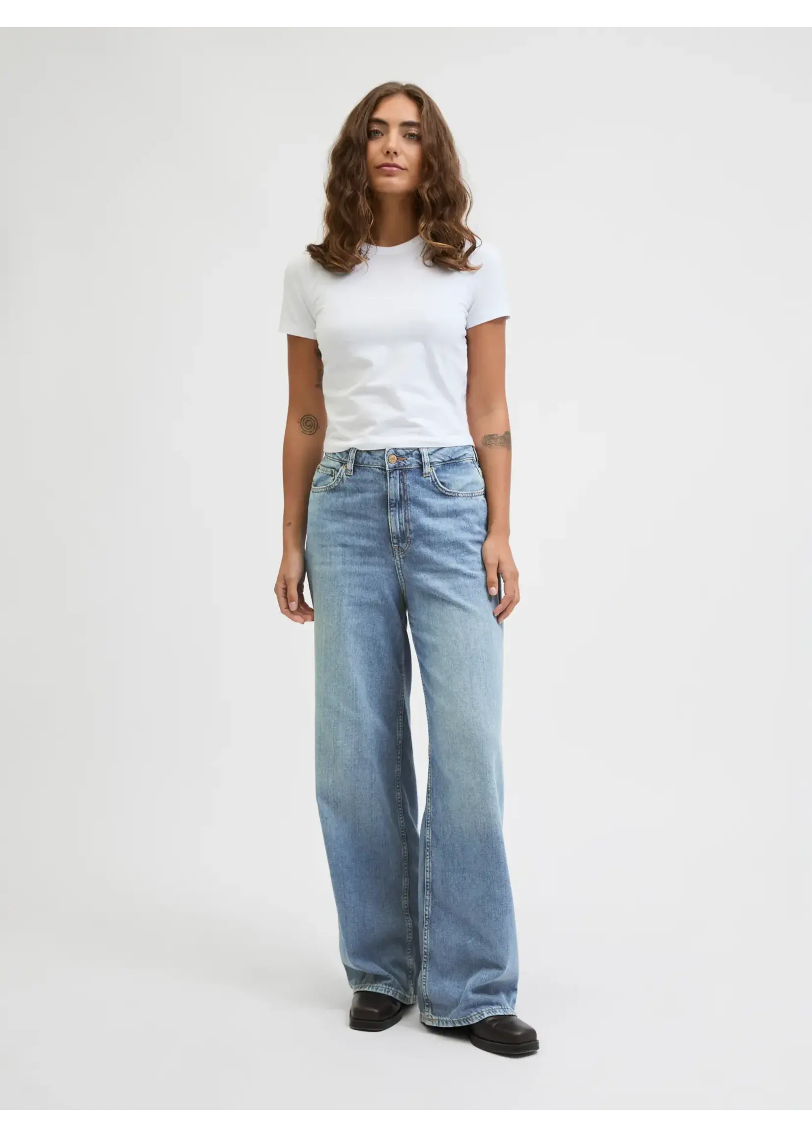 JXTOKYO WIDE HW JEANS R6078 DNM NOOS