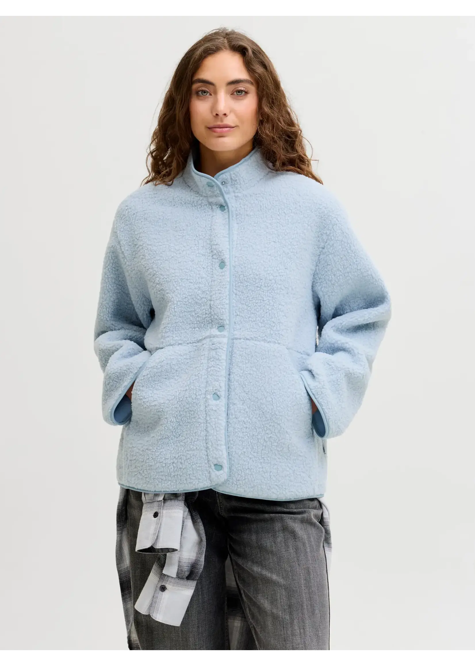 JXVERA TEDDY JACKET OTW SN SKYWAY