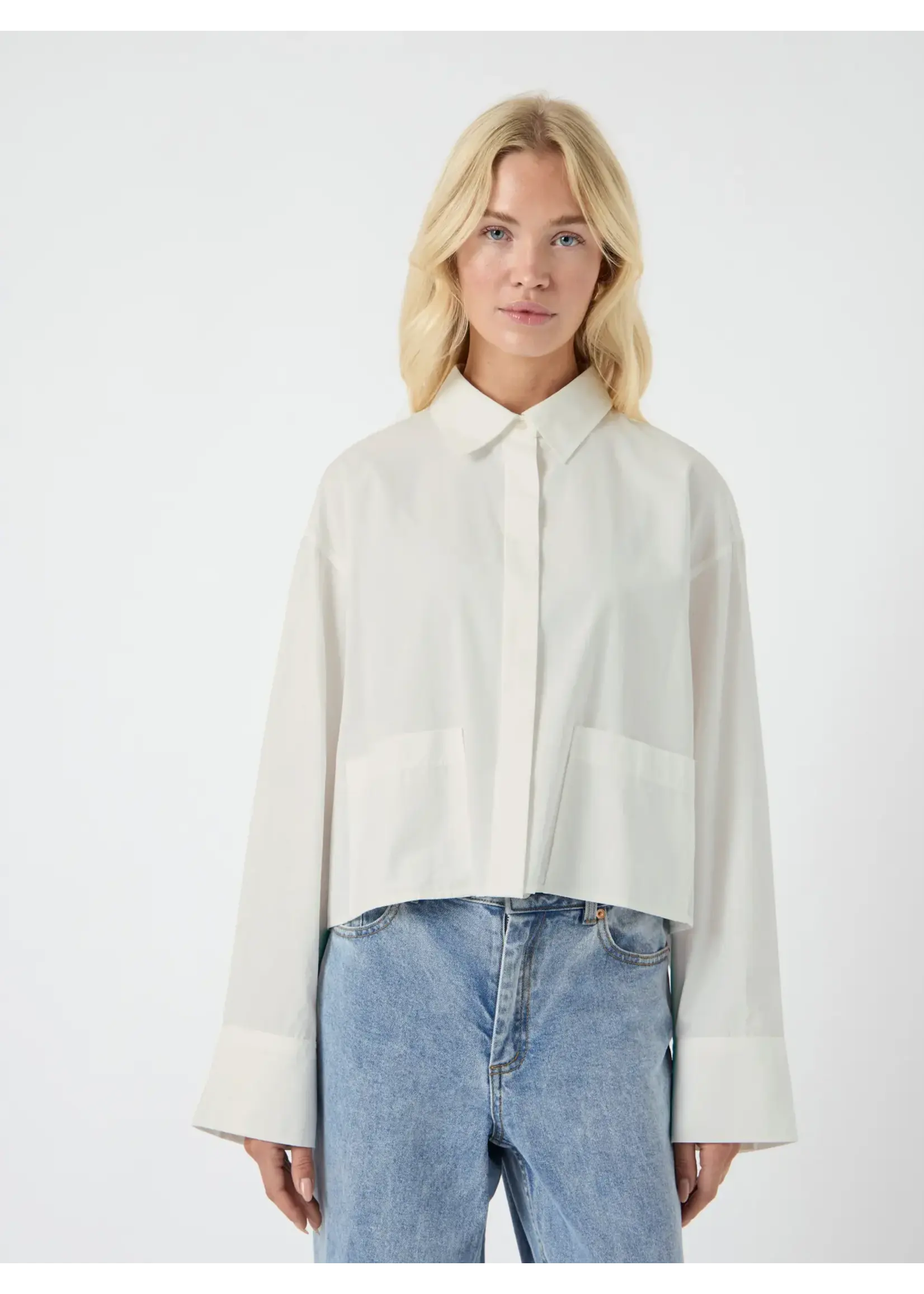 YASLEE LS SHORT SHIRT S. NOOS