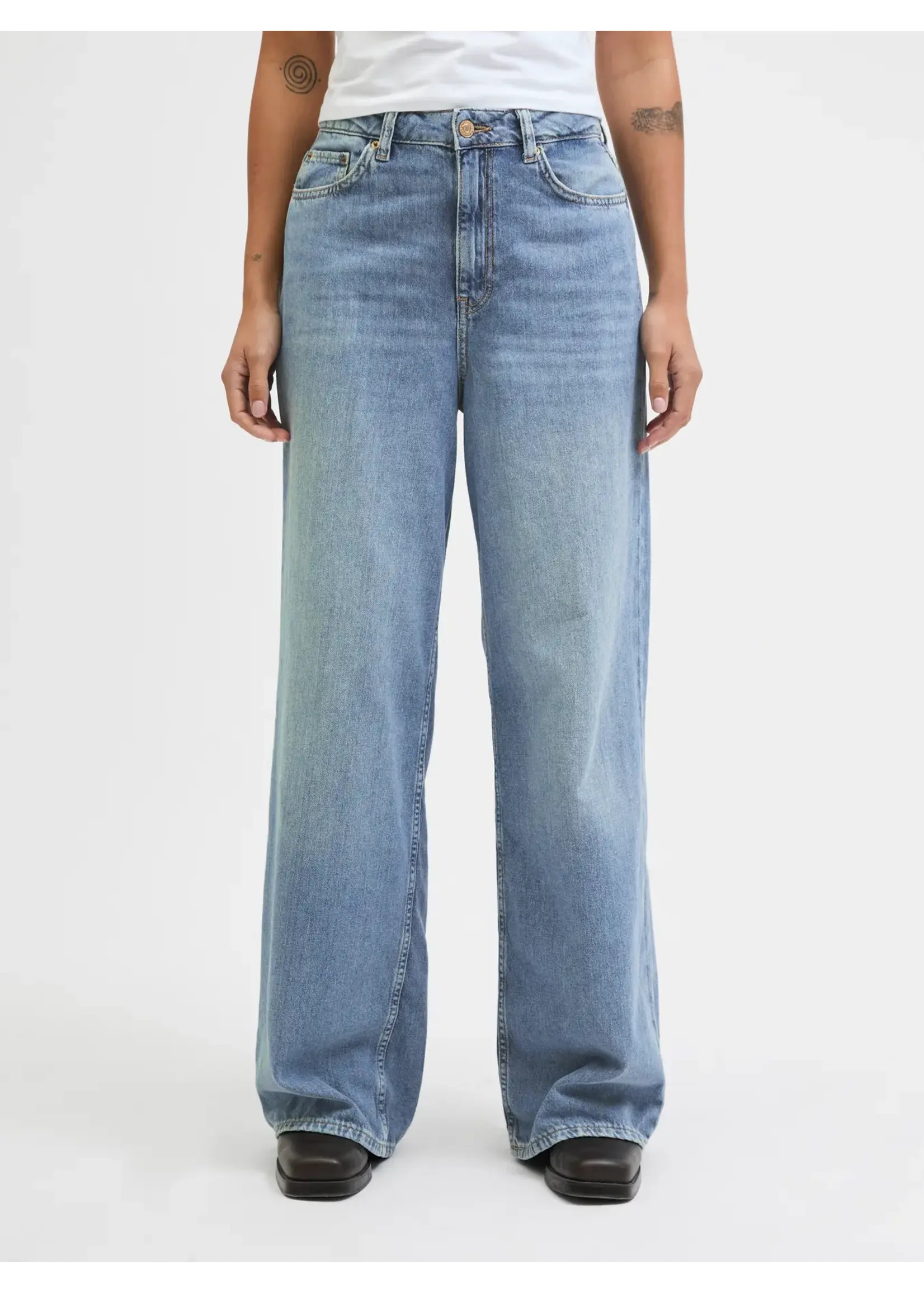 JXTOKYO WIDE HW JEANS R6078 DNM NOOS