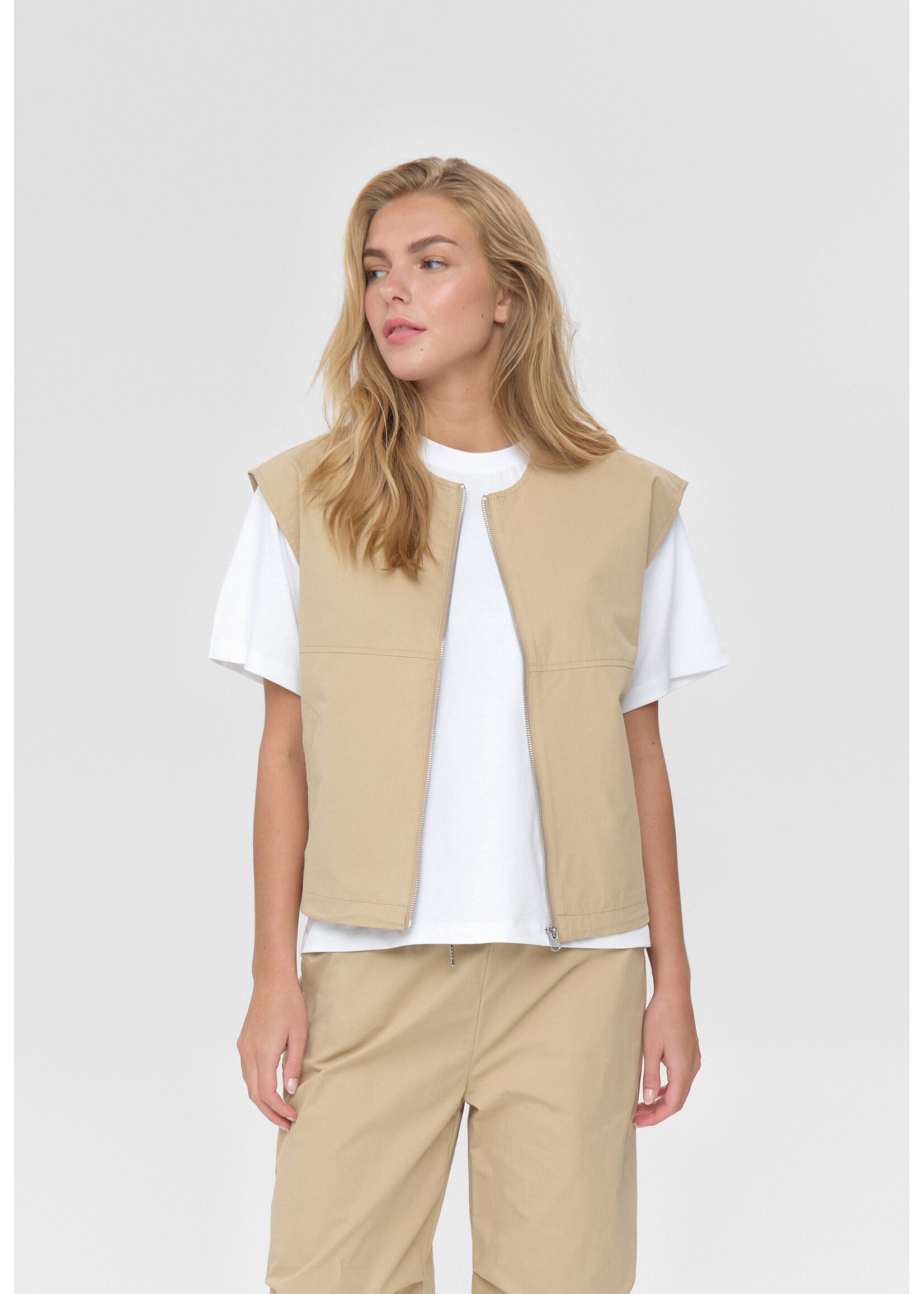 MOVES MOVES EVET VEST 4627