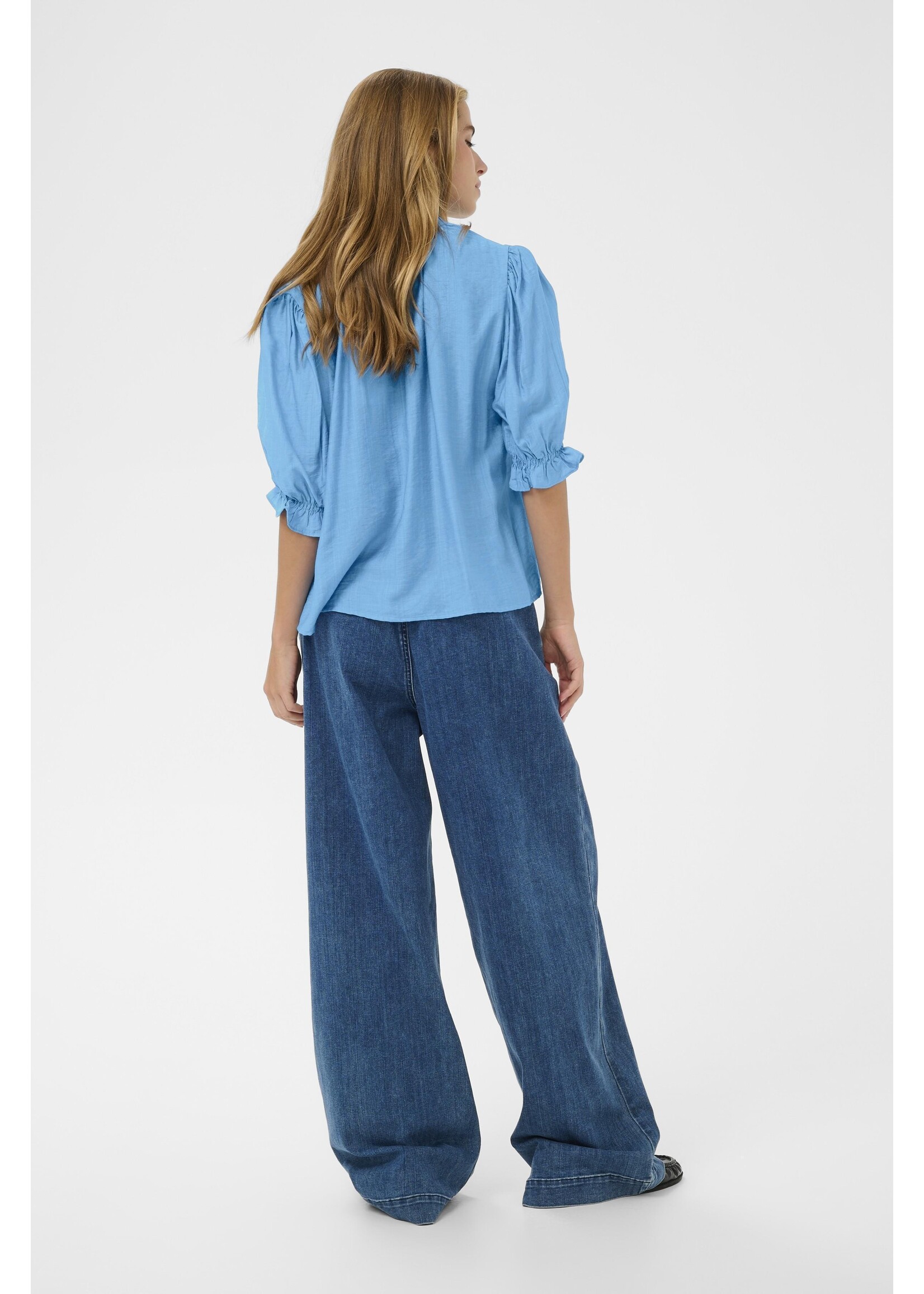 KAFFE KALUFIA FRILL BLOUSE BLUE