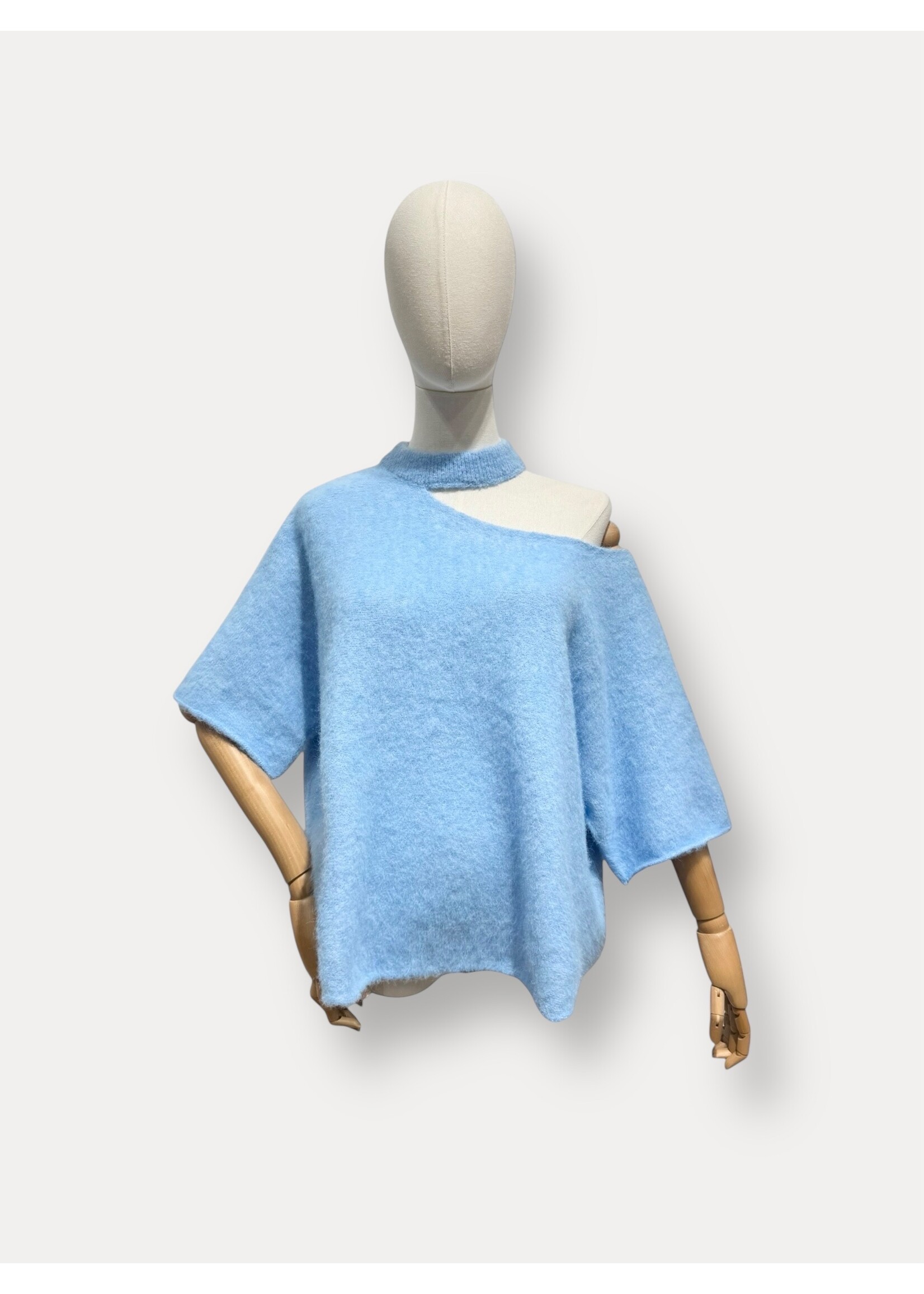 SUPERBUSY MILO CUT-OUT SHOULDER KNIT BLUE