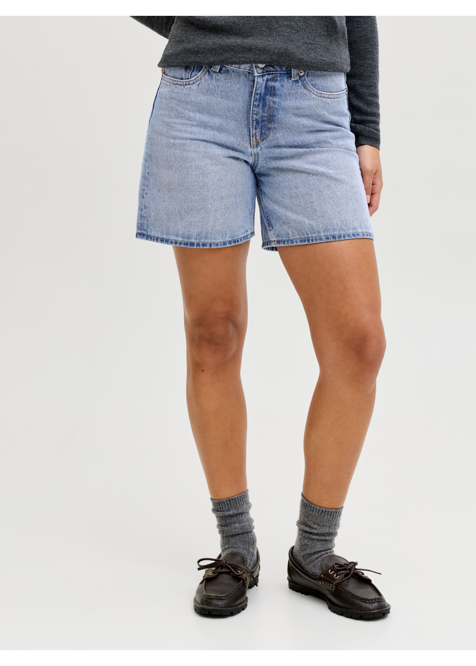 JJXX JXSEVILLE SHORTS MW R111 DNM LIGHT DENIM BLUE