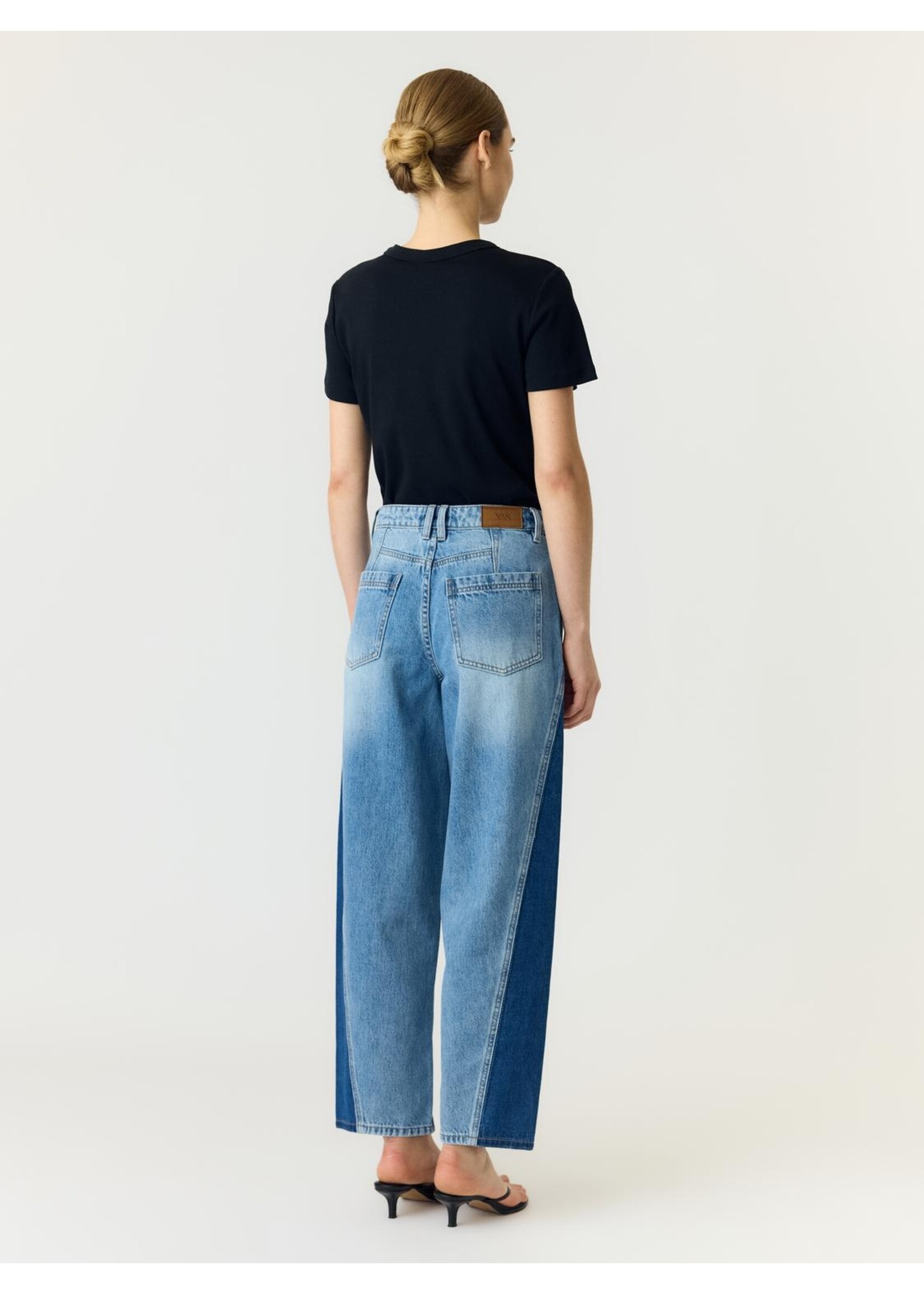YAS YASLUA HW PANEL BARREL ANKLE JEANS S.