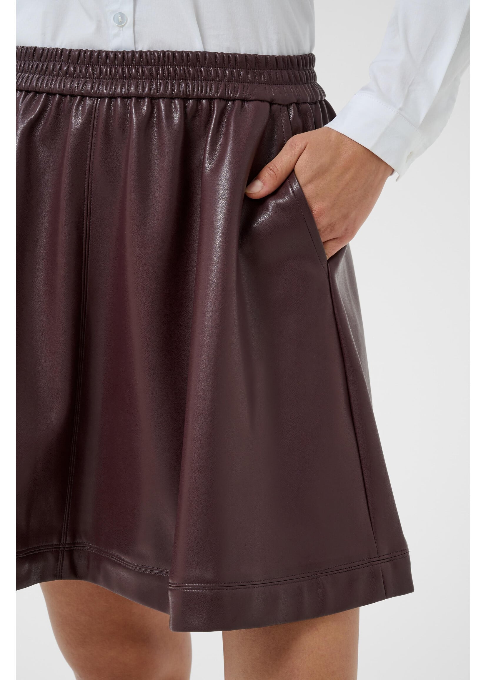 KAFFE KAARENSE SKIRT FUDGE
