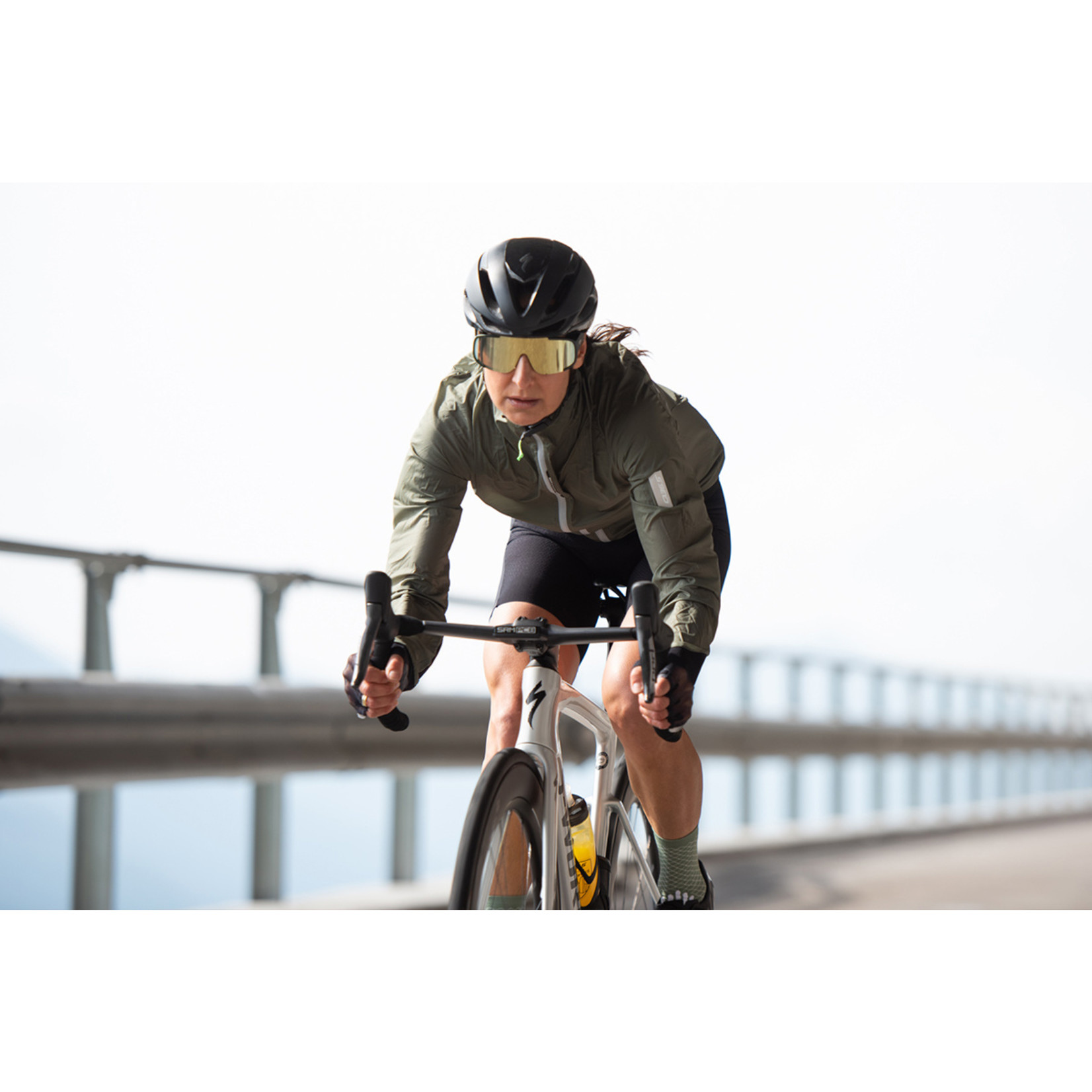 Q36.5 Air Shell Wind-Jacket - Olive 