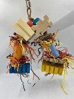 Gaaien-frutsels Foraging Macaw