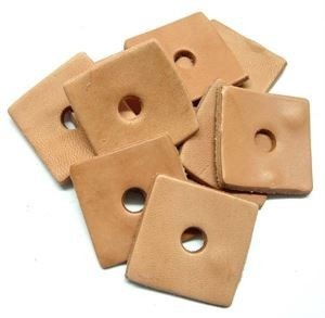 10st Leren vierkantjes 3,8 cm
