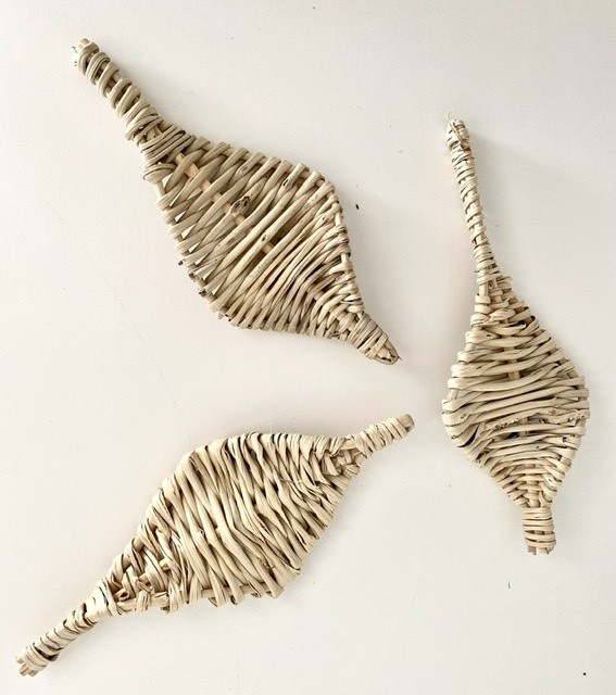 Long Spiral Vine