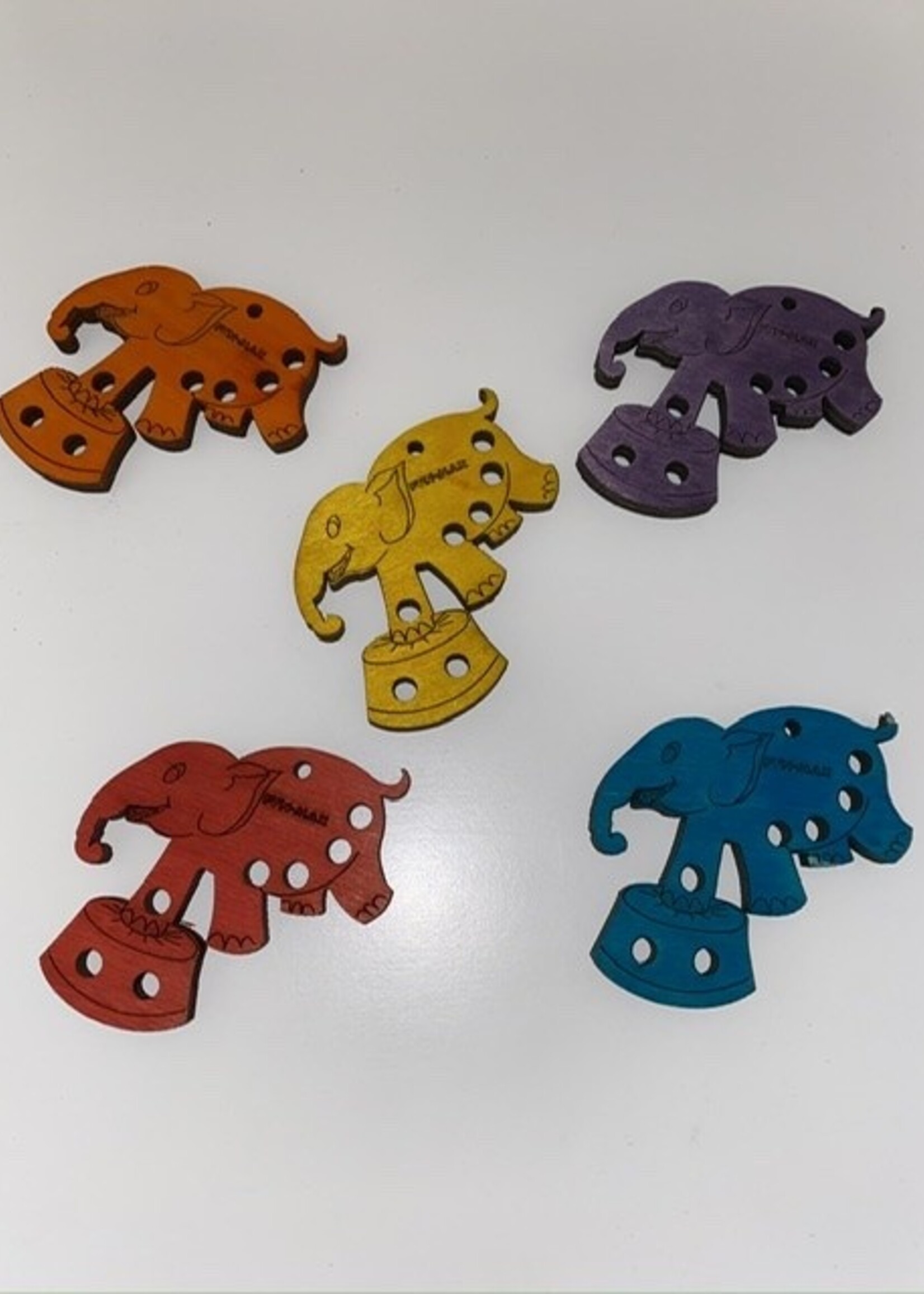 Kersen houten Olifant small