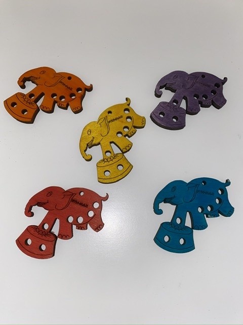 Kersen houten Olifant small