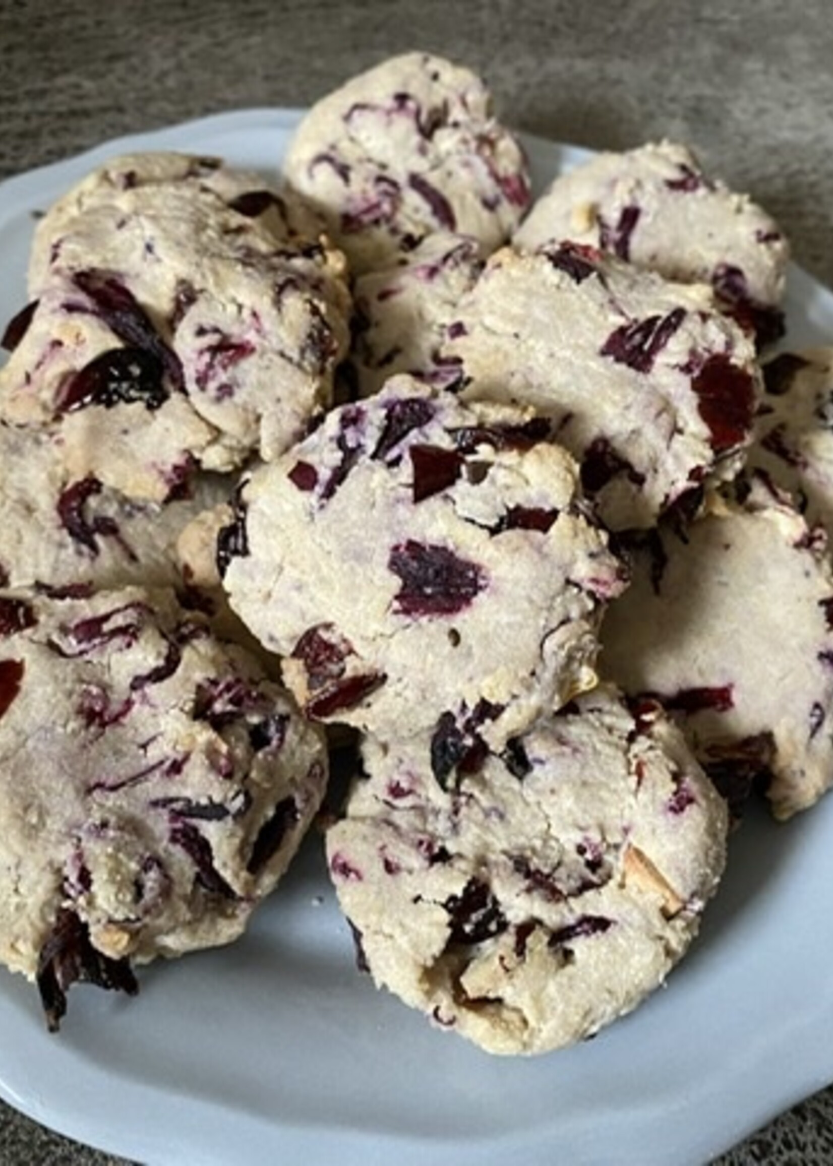 Gaaien-frutsels Cranberry hibiscus met macadamia koekjesmix