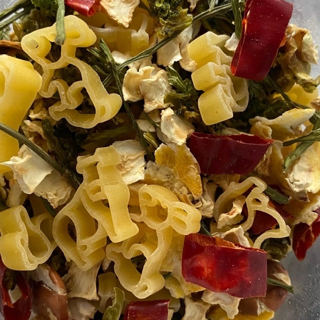 Knolselderij broccoli met pasta warme hap