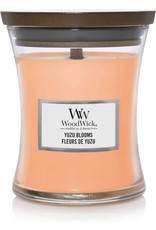 Woodwick geurkaars medium Yuzu blooms