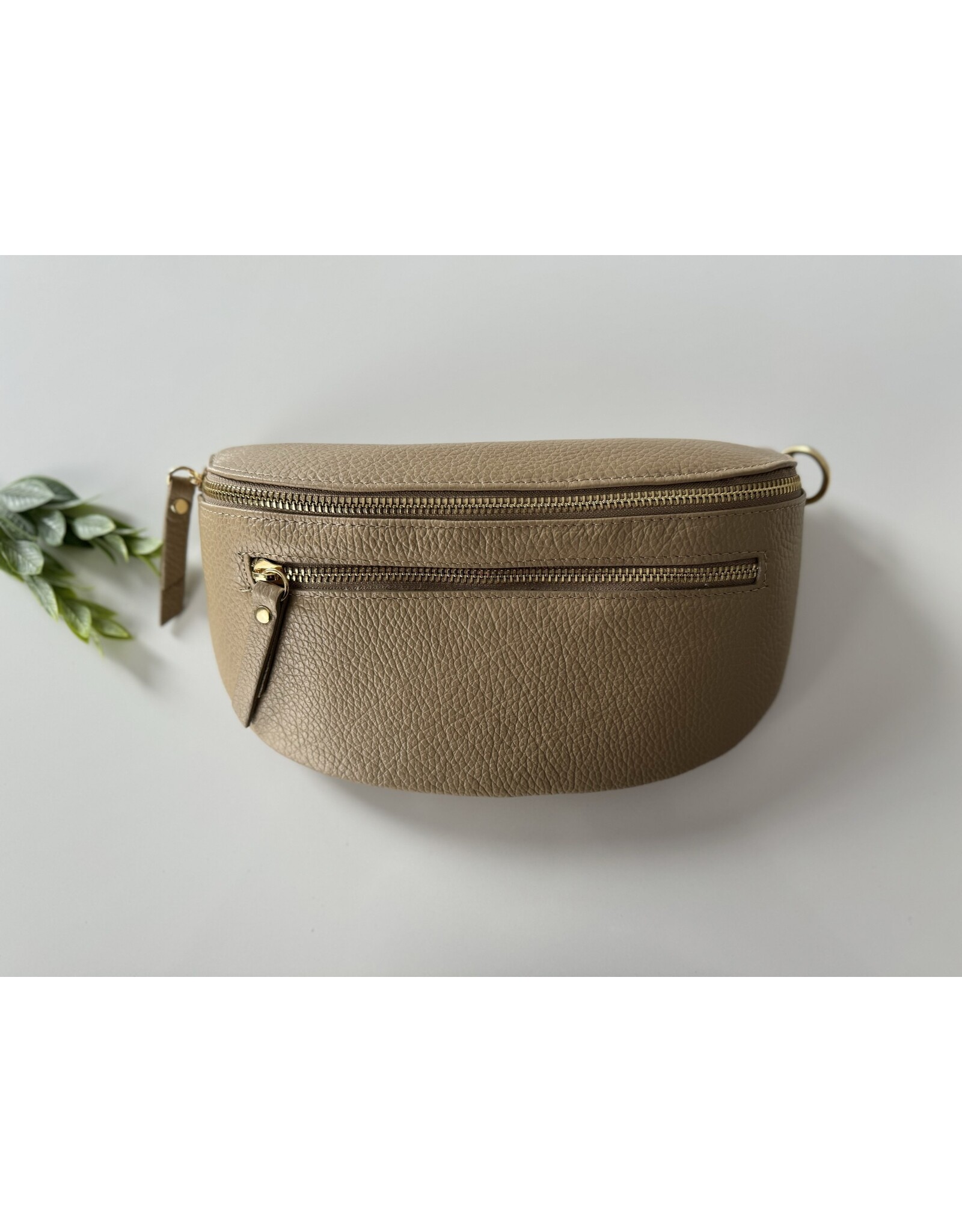 Guiliano bumbag leer met rits beige