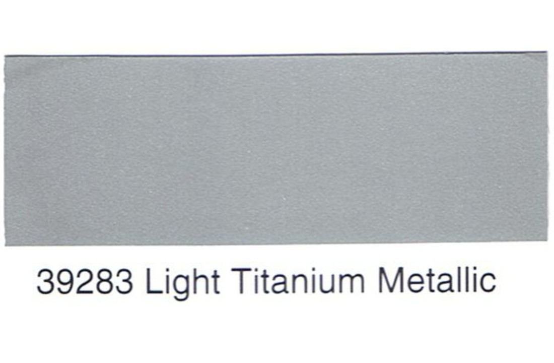 Titanio chiaro metallizzato