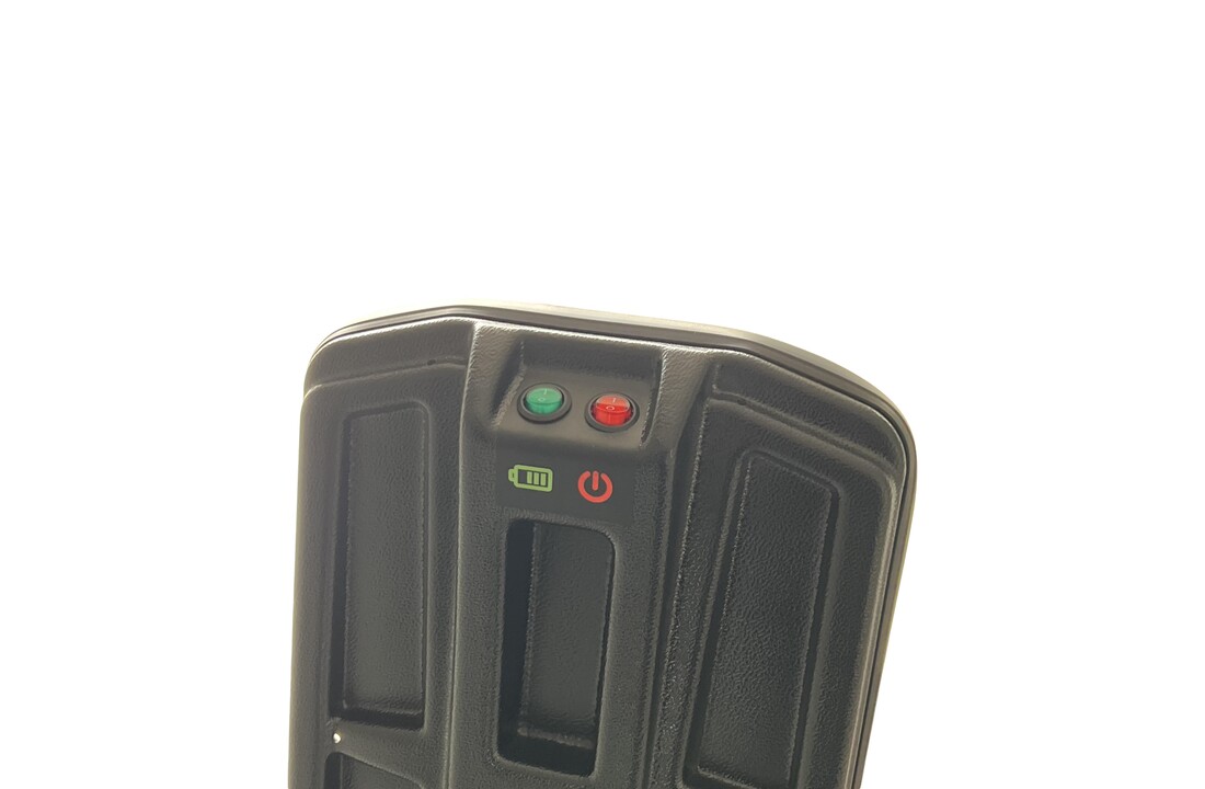 DNE MaksMaster SOWA – Luce LED Professionale per PDR Efficiente