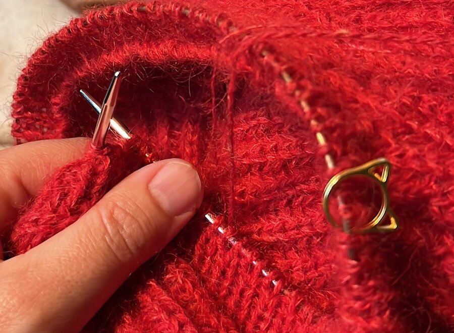 Strick ABC _ Grundtechniken : Projekt fertigstellen _ 17.12.2025