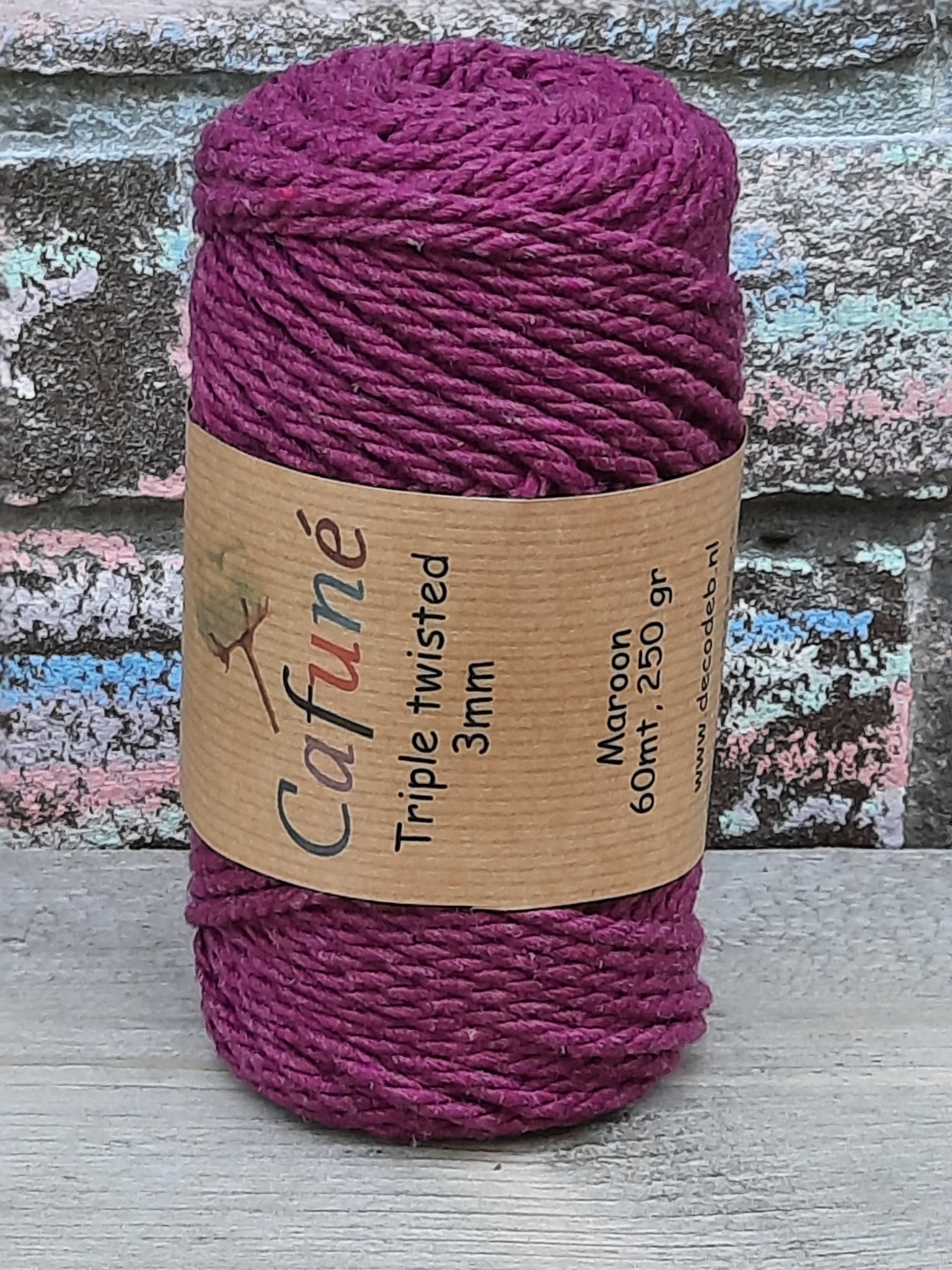 3mm Macrame touw Damson/Maroon Triple twisted uitkambaar