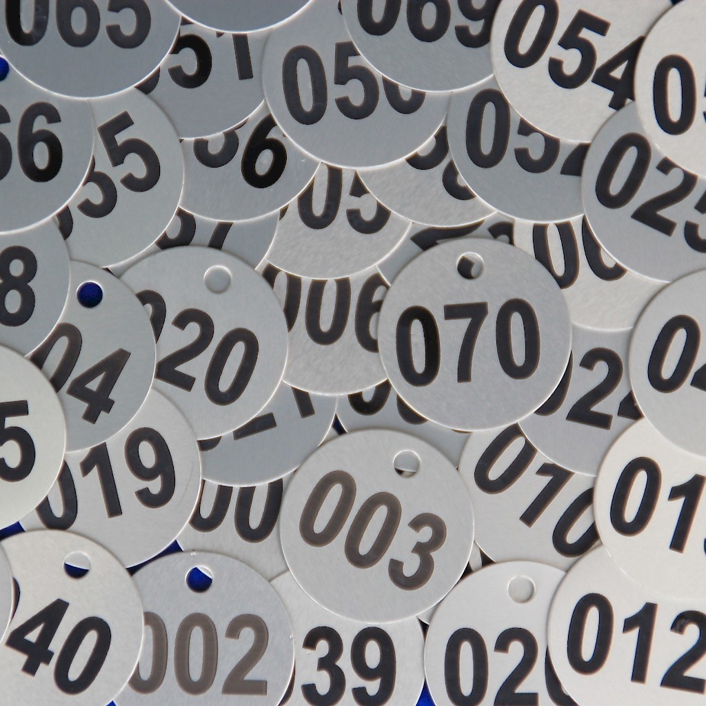 Number Tags Aluminium Silver with one hole | CombiCraft Worldwide