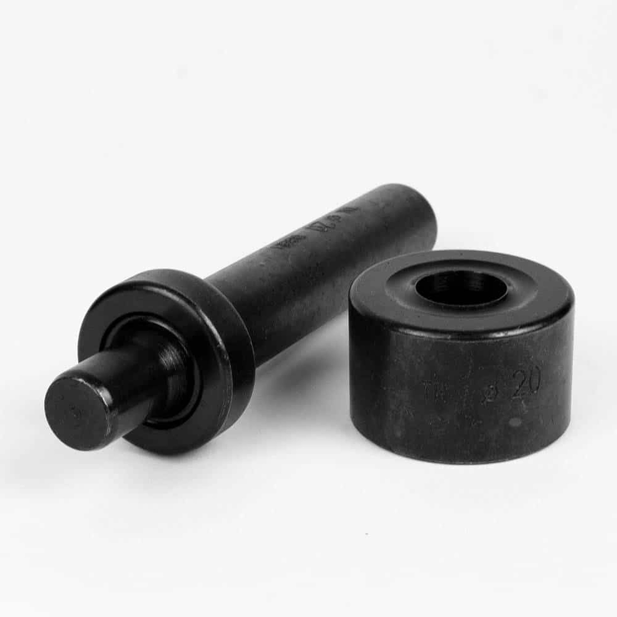 Pro Serie Handstempel und Ösenring 14mm 6B