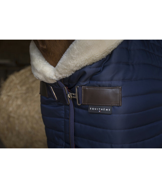 EQUITHÈME 'TEDDY' STABLE RUG - Navy/Ecru