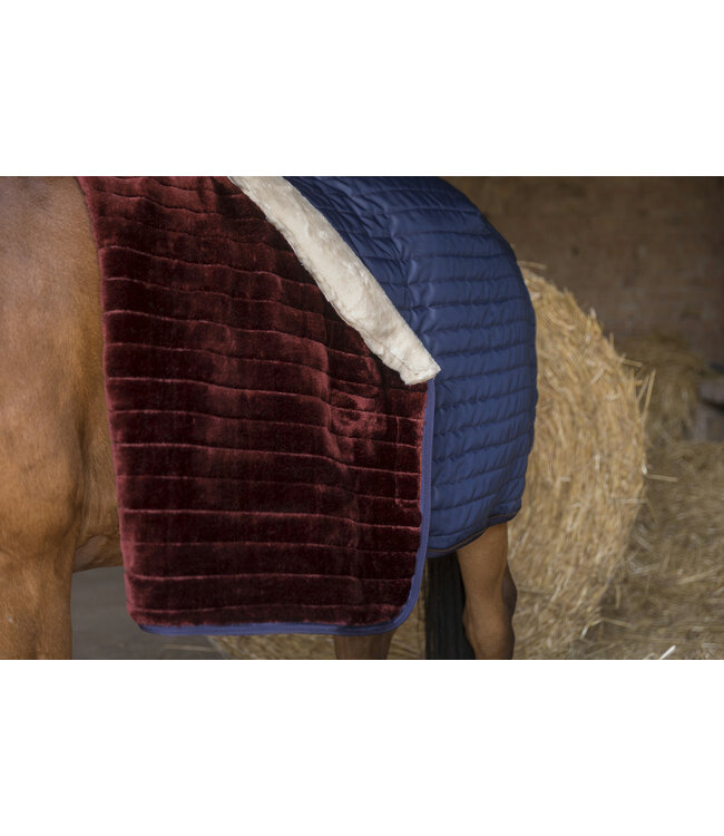 EQUITHÈME 'TEDDY' STABLE RUG - Navy/Ecru