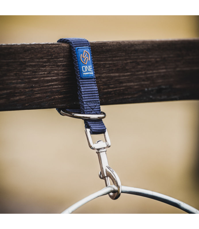 ONE STABLE HANGER - 32cm