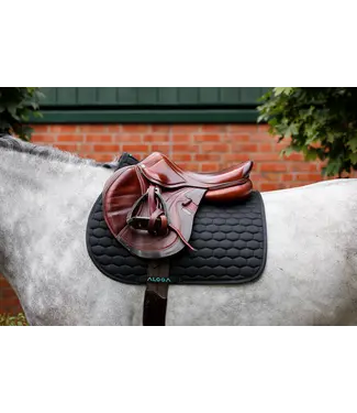 Aloga ALOGA JUMPING SADDLE PAD - Black & Mint