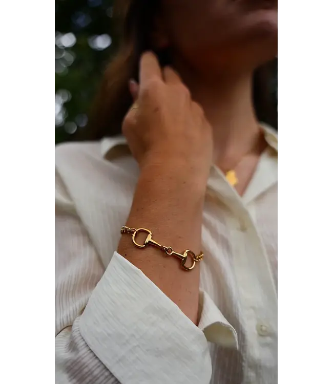 DAZZLE EGGBUTT CUBAN BRACELET