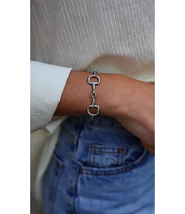 DAZZLE EGGBUTT CUBAN BRACELET