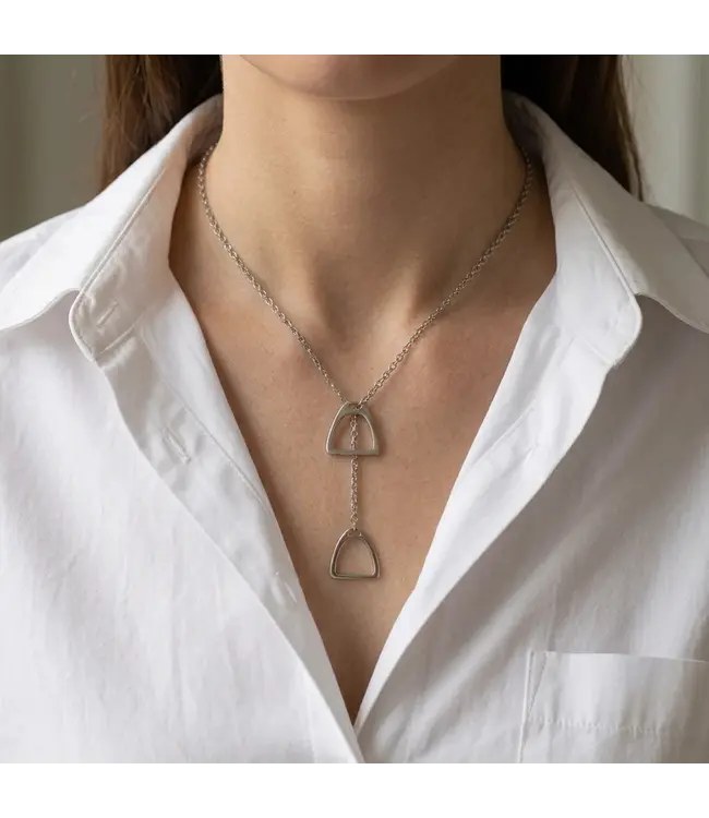 DAZZLE STIRRUP NECKALCE