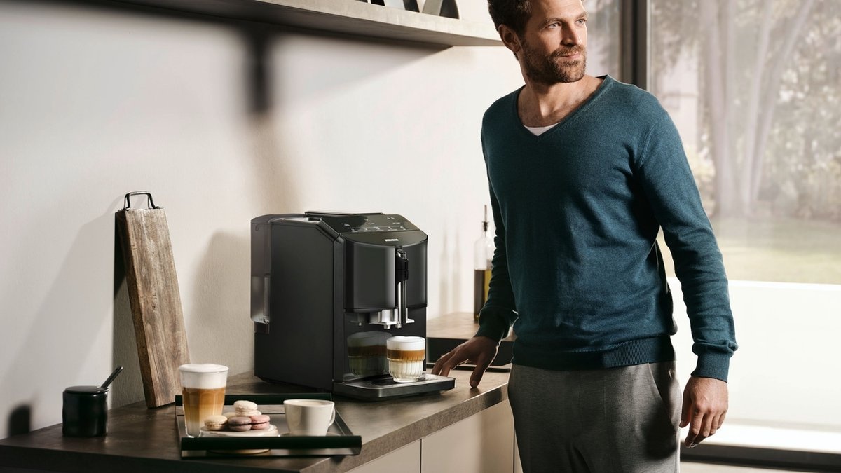 Siemens EQ300 TF301E09 Piano Black - Koffiemachine