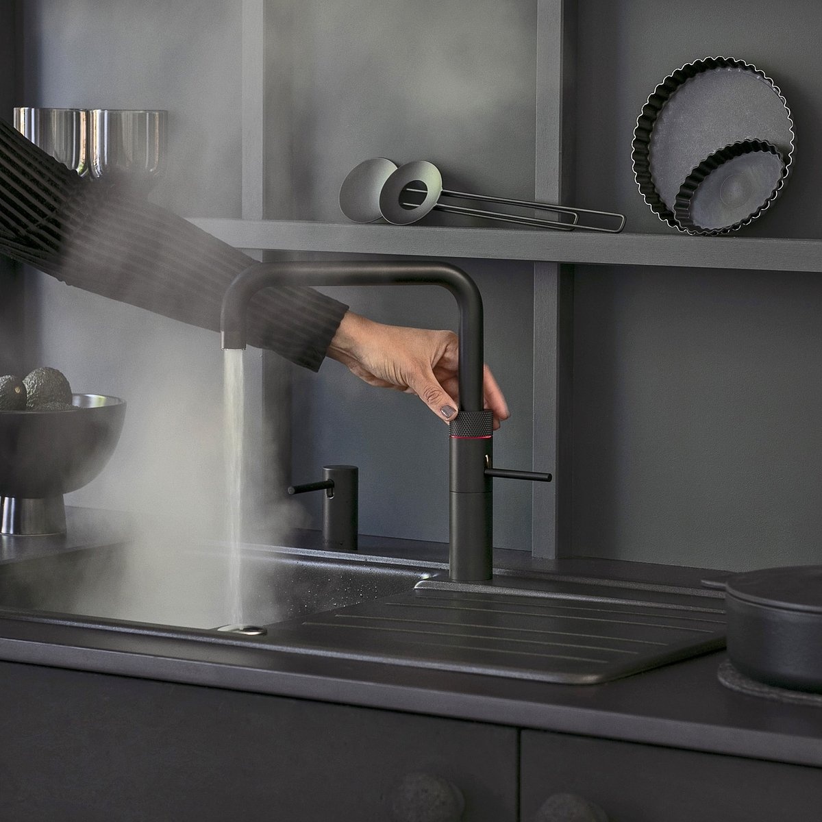 Quooker Fusion Square Zwart met PRO3 reservoir - Kokendwaterkraan