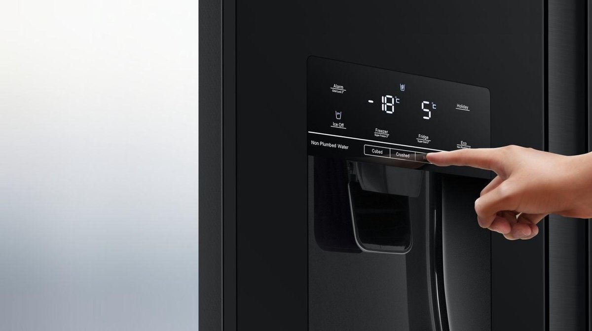 Hisense RS694N4TFE - Amerikaanse koelkast