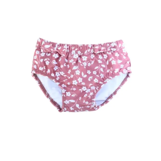 Zwembroekje Rose flower