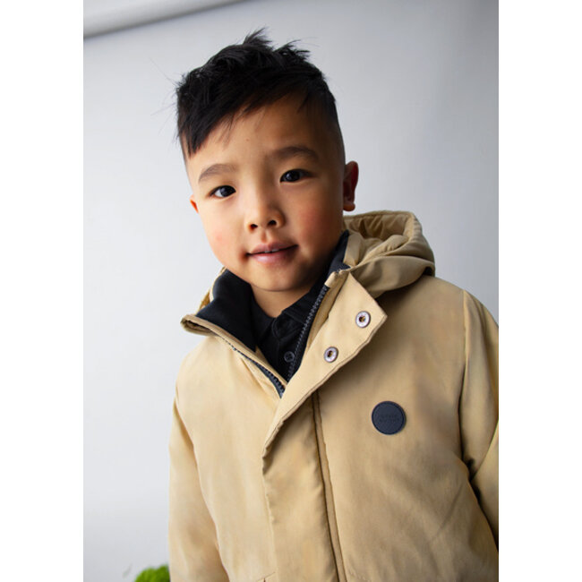 Parka coat                    89 Wheat