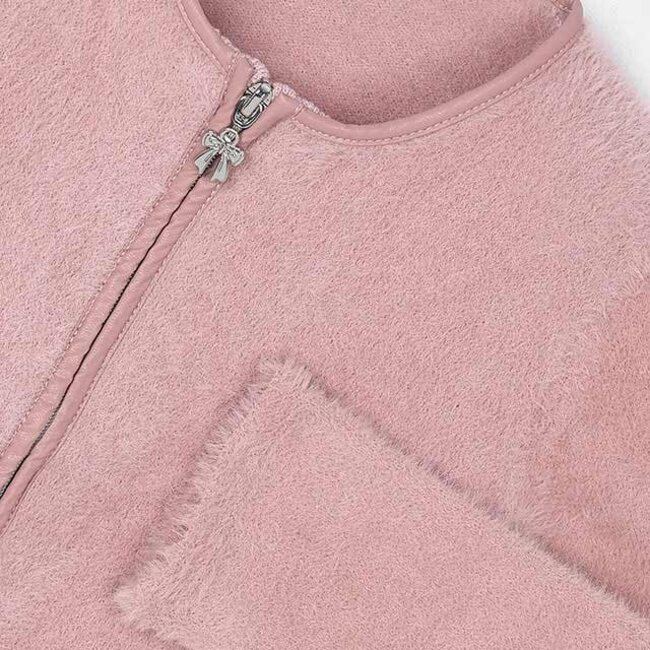 Knit faux fur cardigan        76 Makeup