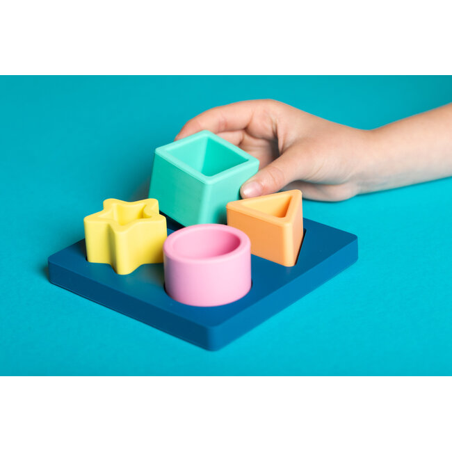 Little L Geomatric pastel Puzzle