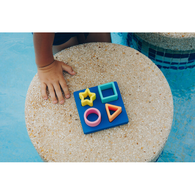 Little L Geomatric pastel Puzzle