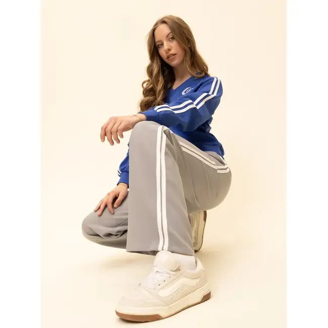 10Sixteen V-Neck Sweater 140 Ultra Marine