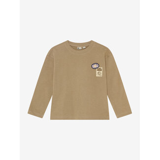 DAILY7 T-shirt Longsleeve Badge  Brown 2745 Plaza Taupe