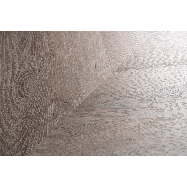yarenza. Lux Tenebrae Hongaarse Punt Smoky Oak Plak PVC