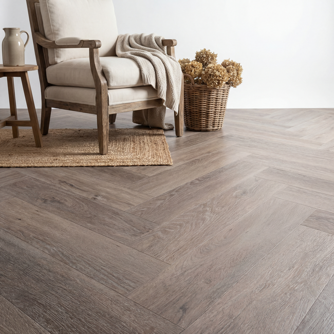 yarenza. Lux Tenebrae Visgraat Smoky Oak Plak PVC