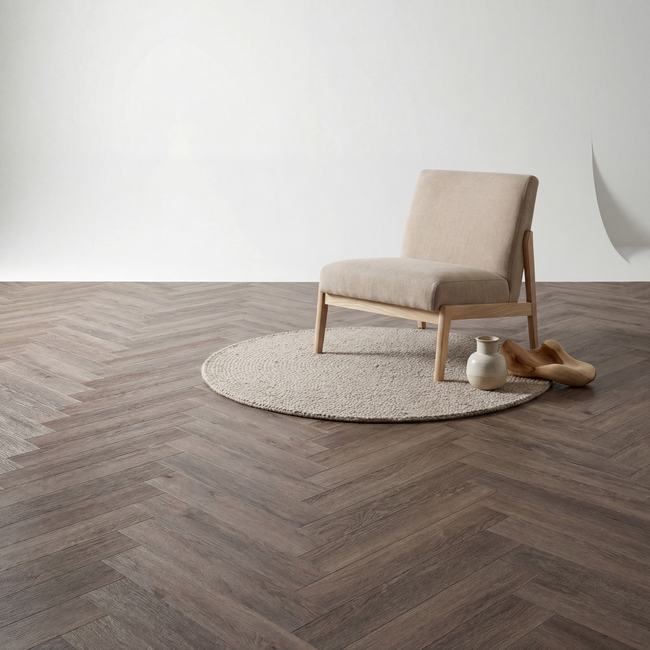 yarenza. Lux Tenebrae Visgraat Smoky Oak Plak PVC