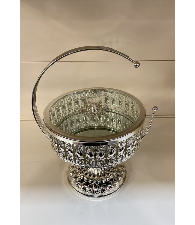 Étagère avec couvercle