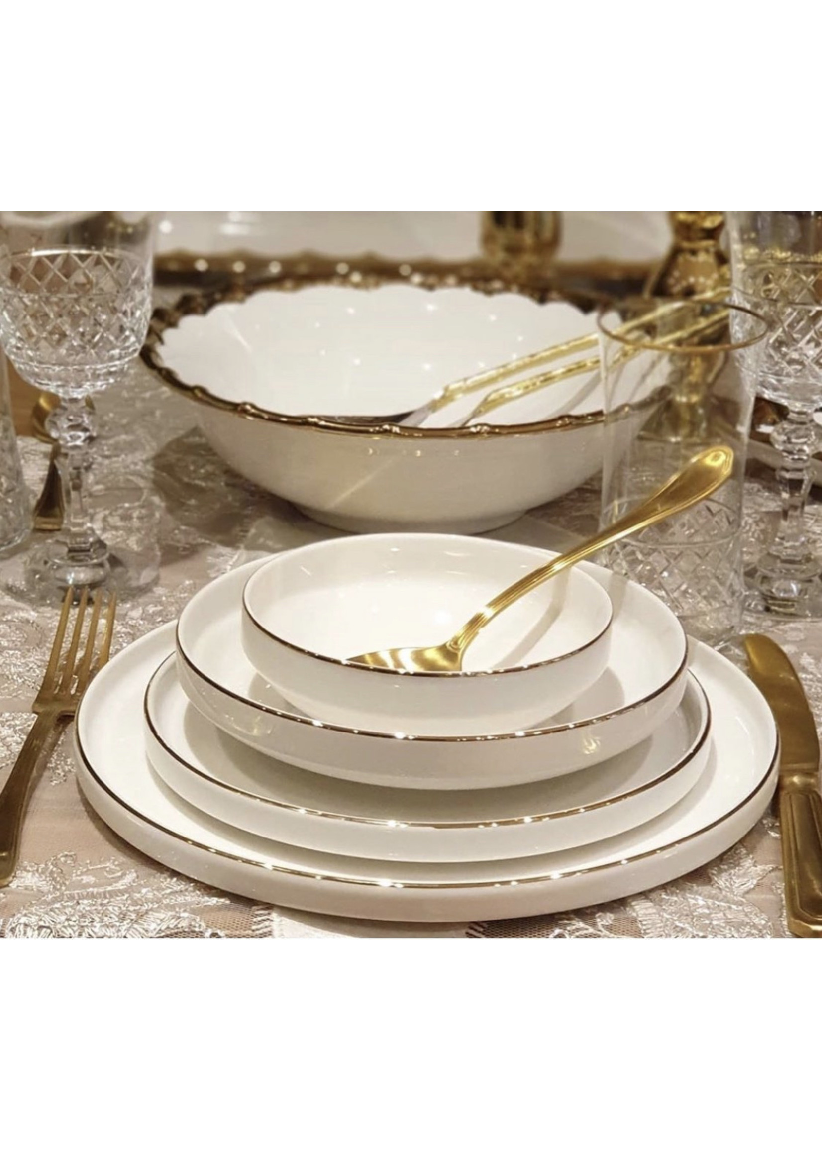 Assiette à dessert en porcelaine blanche et dorée BERENICE