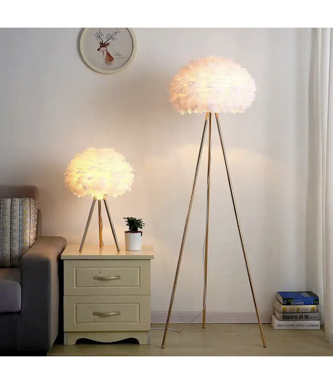 Lampe de table avec plumes
